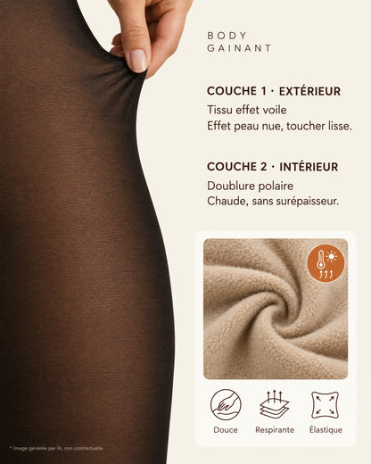 Body gainant Silhéa : couche 1 extérieure en tissu effet voile, effet peau nue et toucher lisse ; couche 2 intérieure en doublure polaire, chaude sans surépaisseur. Douce, respirante, élastique. Image générée par IA, non contractuelle.